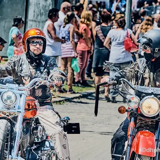 Balade moto organisée par le Festival Motors n' Blues à Dax en 2017.
