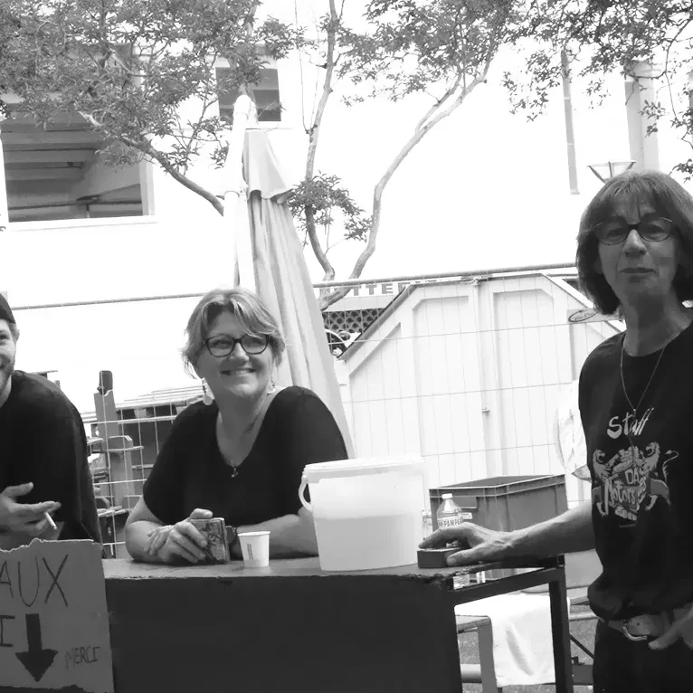 Espace restauration dans le village DMBF en juillet 2019.