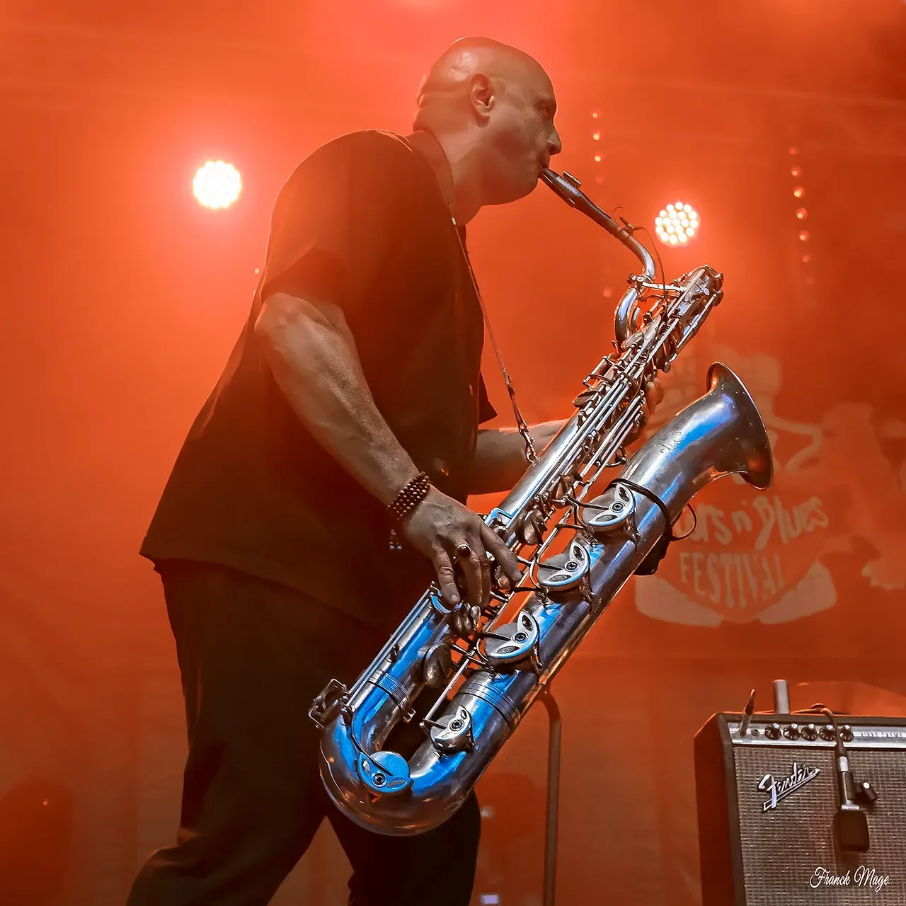 Guillaume Schmidt au saxophone en concert avec The Hyènes à Dax en 2025.