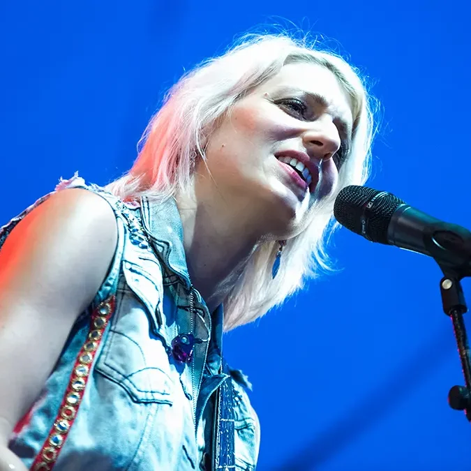Gaëlle Buswel en concert au Festival Motors n' Blues en juillet 2019.