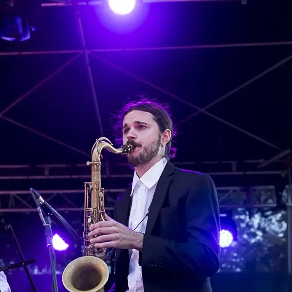 Concert de Mayflies à Dax avec Nicolas Algans au saxophone.