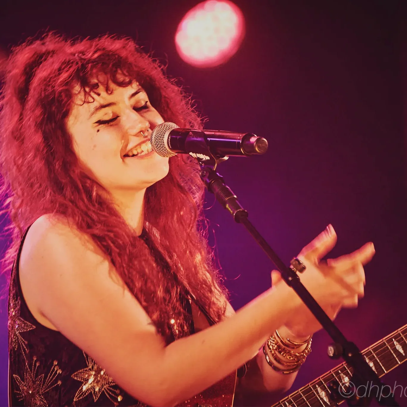 Alyssa Galvan en concert au Dax Motors n ' Blues Festival 2024.