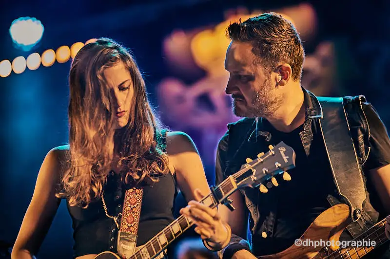 Laura Cox en concert au Motors & Blues